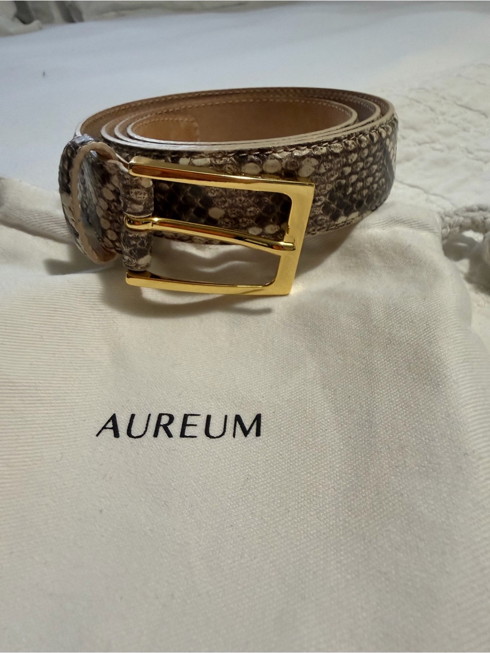 AUREUM Snakeskin-Pattern Belt with Gold Buckle - Brown and Black Tones